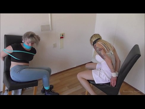 ❤️ Viciado / amarrado e amordaçado / donzela em apuros ❌ Pornuts em porno pt.xxxbunker.ru ❌❤